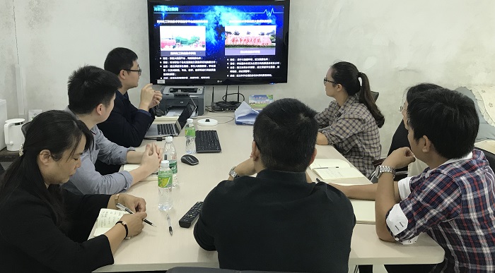 教学诊改会会议现?。ń萄ё试从胄畔⒅行?陈雨芝摄影）.jpg